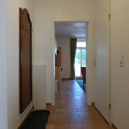 Villa-Loni-Ferienwohnung-12 Apartamento *